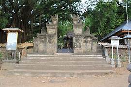 Pura Kuno Desa Julah